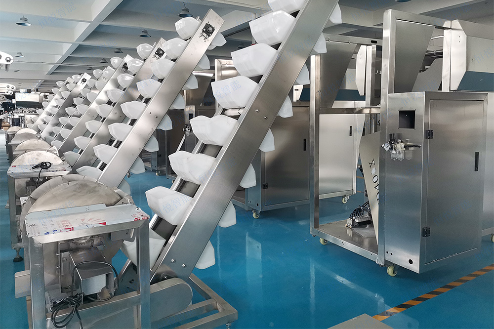 薄膜製袋的鮮土豆粉污软件破解版永久免费版采用人工稱重與機器自動包裝相結合