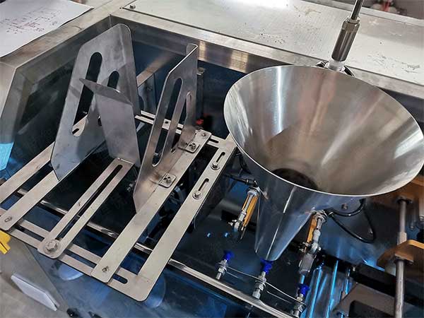 直線式污软件破解版永久免费版主機